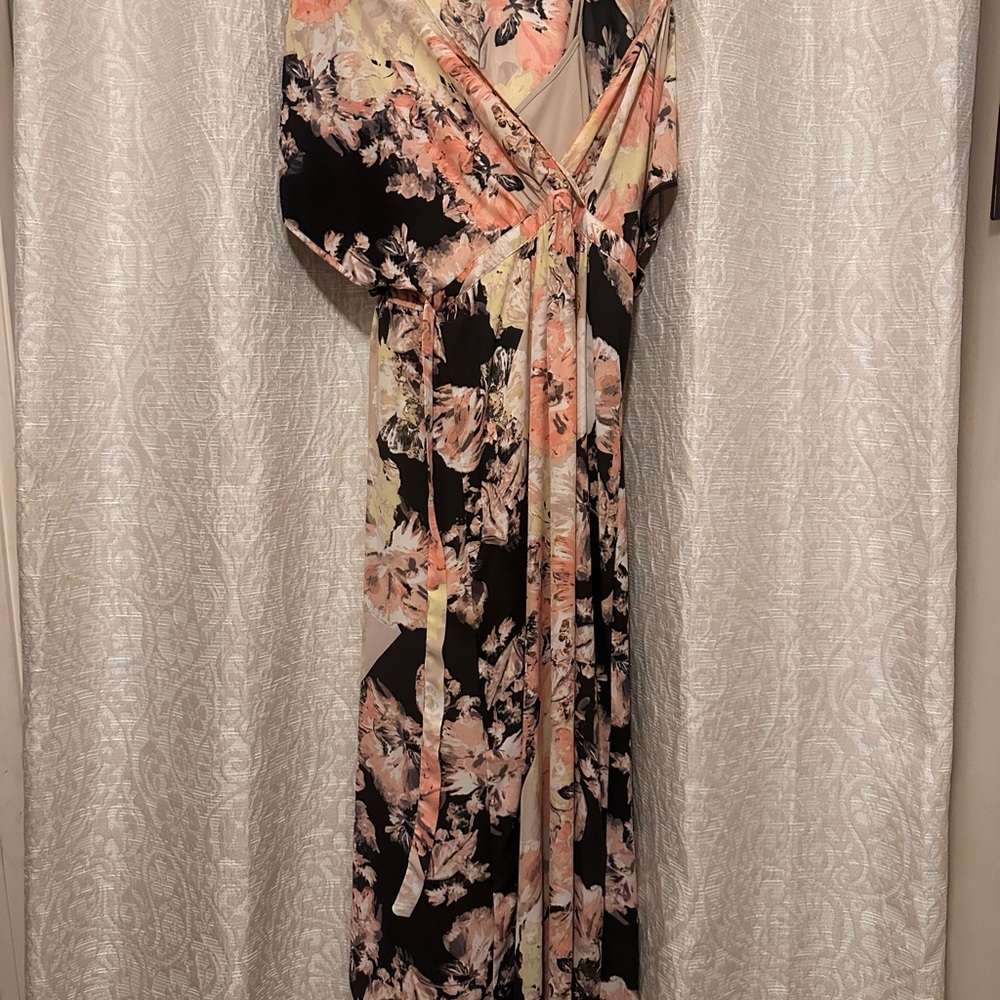 Bar III Floral Maxi Dress - Black and Pink